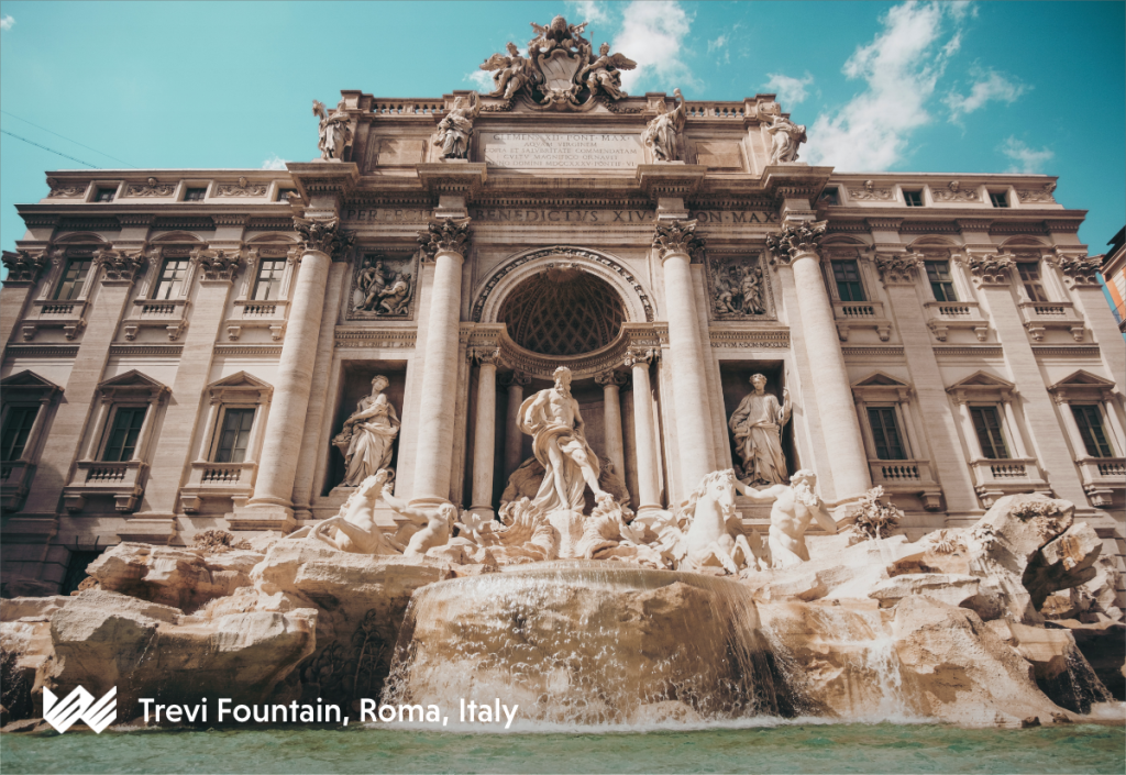 Trevi-Fountain-Roma-Italy